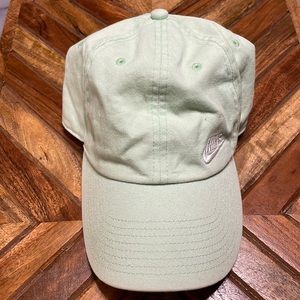 Lime Ice Nike Women’s Sportswear Heritage86 Hat